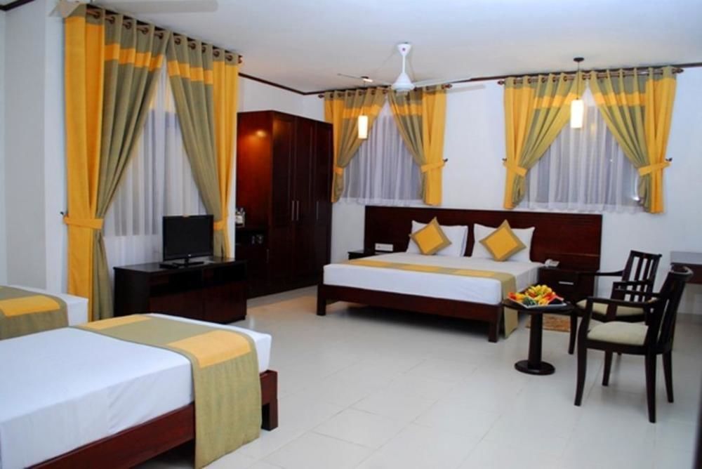 Lavendish Okrin Hotel Катарагама Екстериор снимка