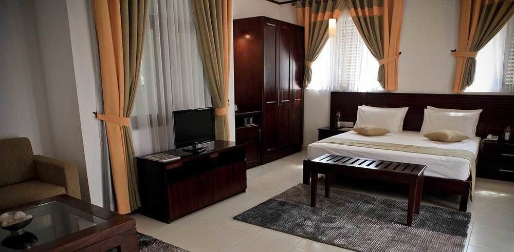 Lavendish Okrin Hotel Катарагама Екстериор снимка