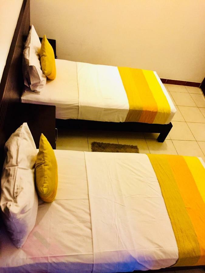 Lavendish Okrin Hotel Катарагама Екстериор снимка
